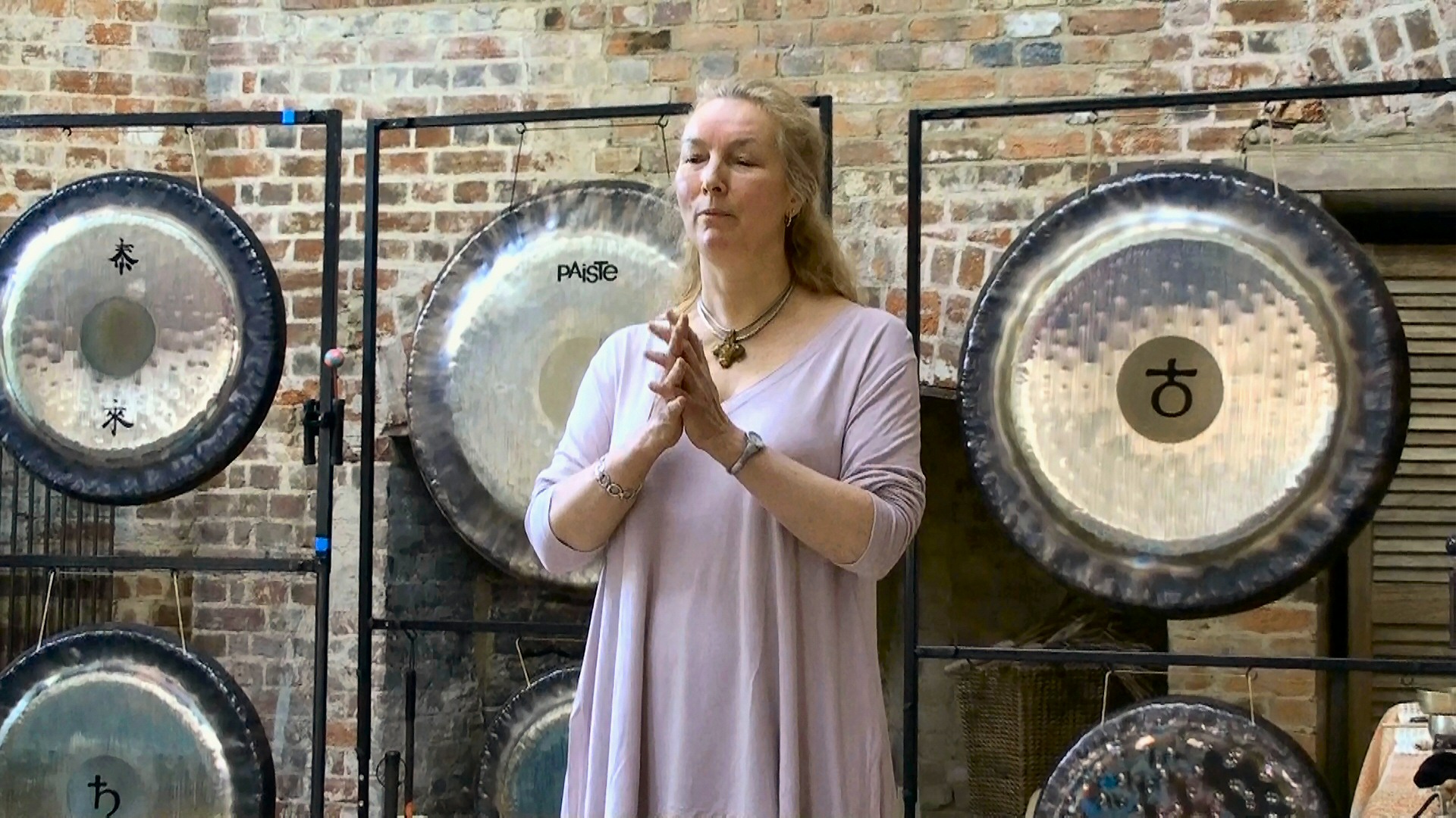 LONDON - Autumn equinox gong with Sheila Whittaker - intro workshop & all night 