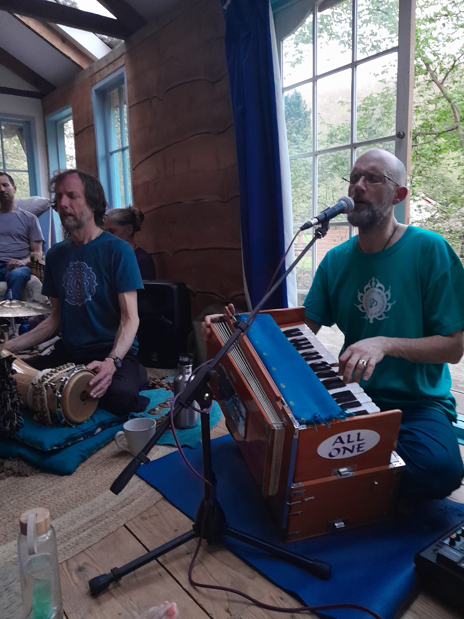 STROUD - Kirtan with Tim Chalice