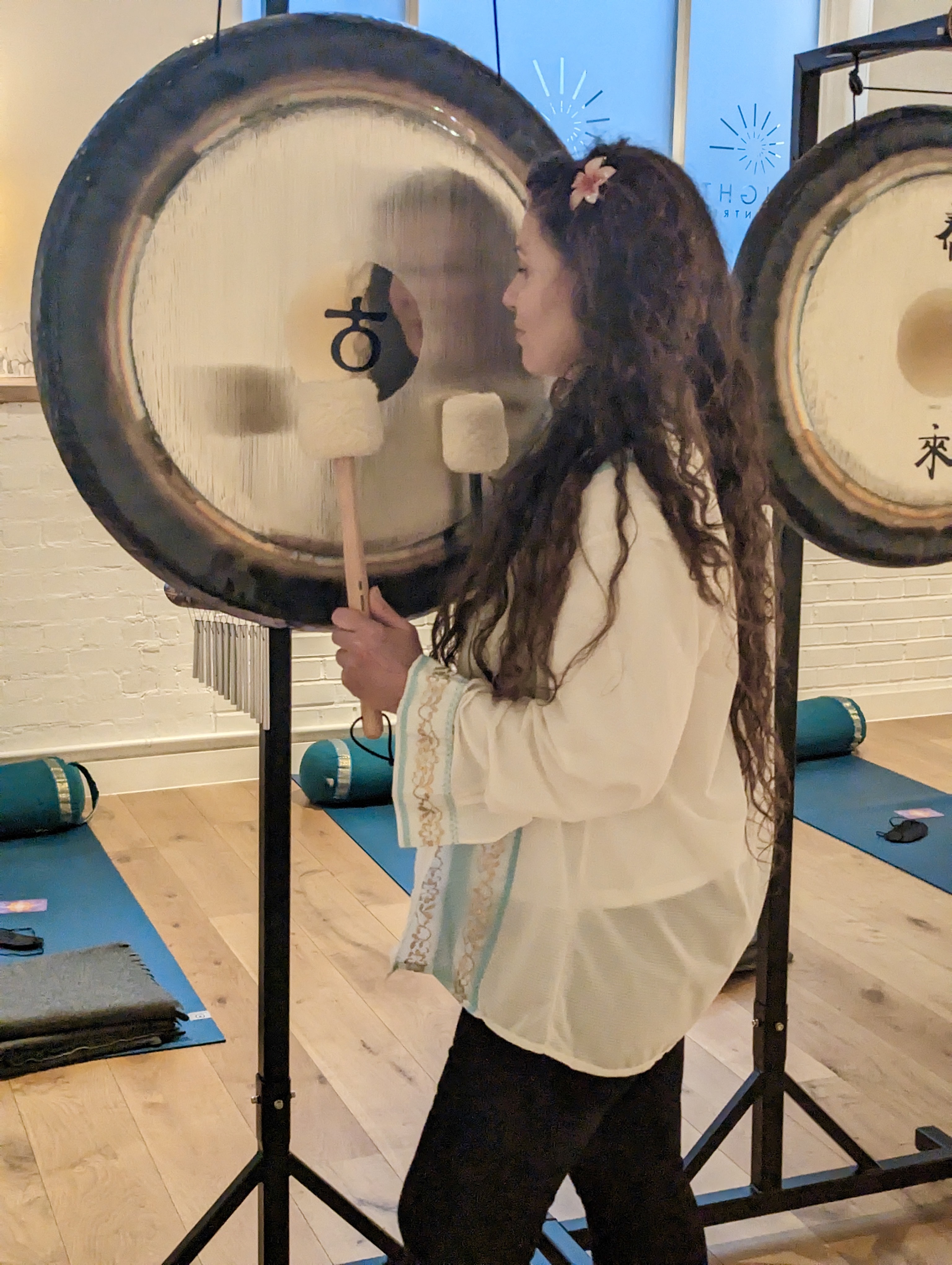 LONDON MONUMENT - Gong Bath Healing Circle with Reiki