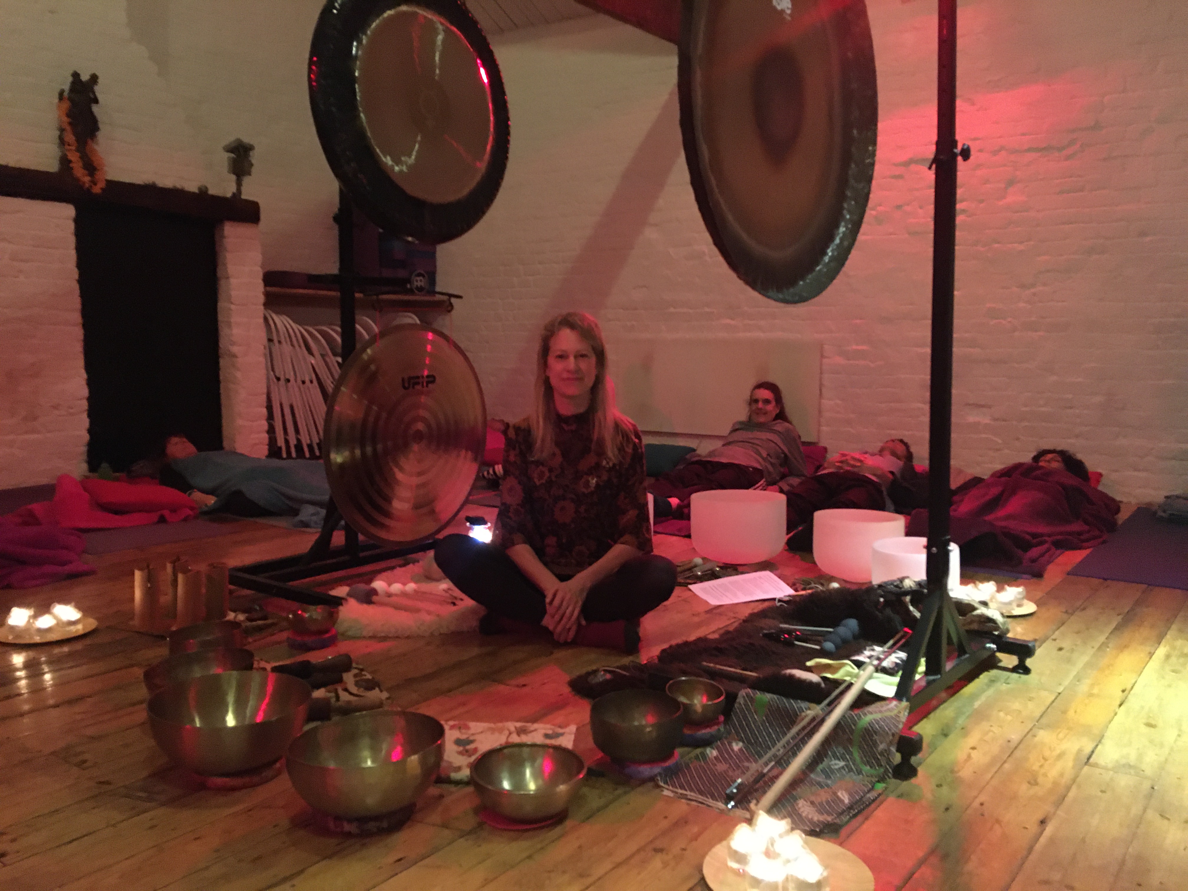“Reconnecting” gong bath