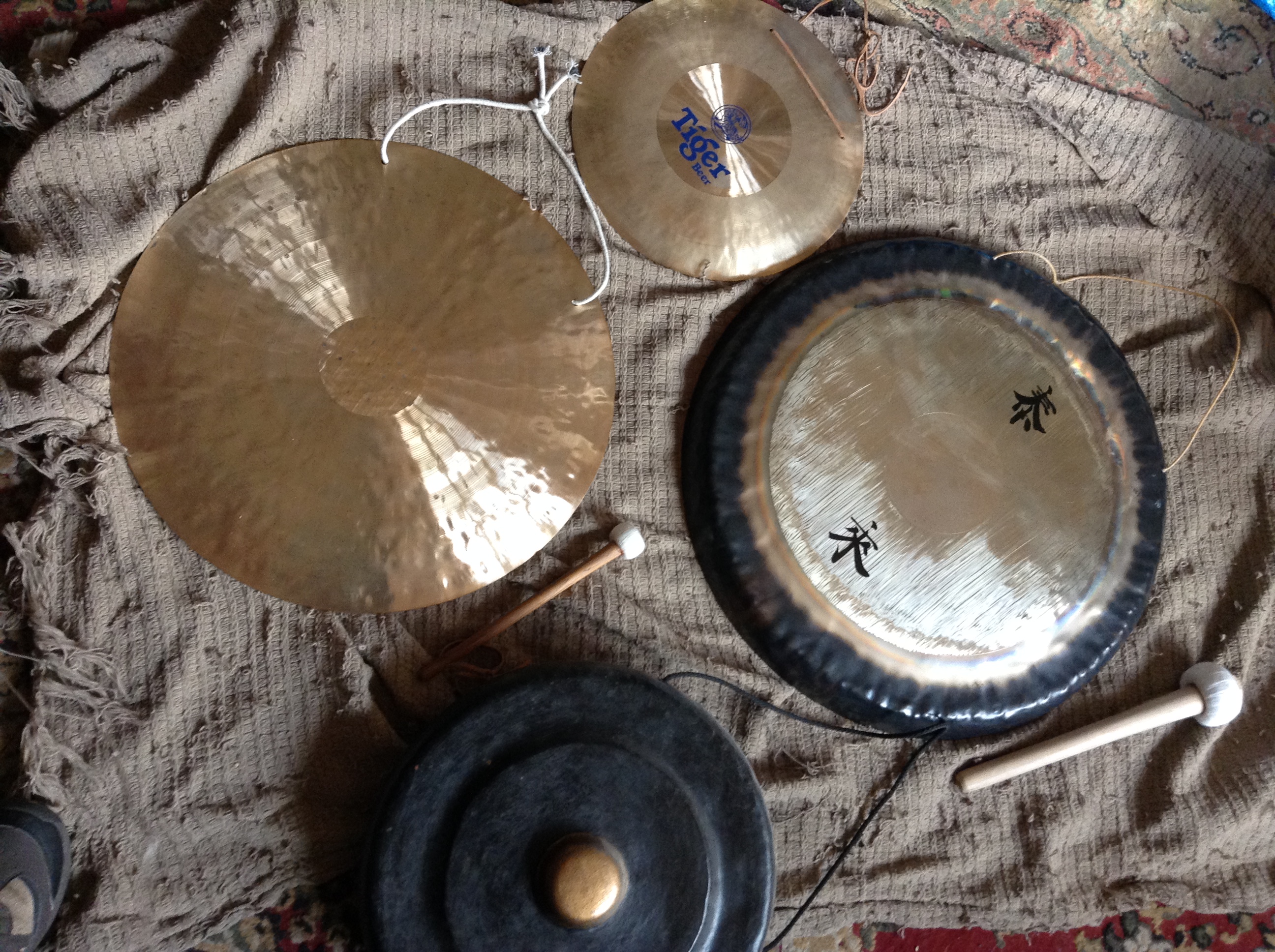 LIVERPOOL, UK - Gong, Quartz crystal bowls instrumental sound journey