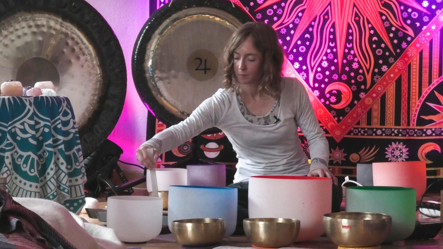 MALENY, QLD - Sound Healing with Crystal Singing Bowls (Maleny, Australia)