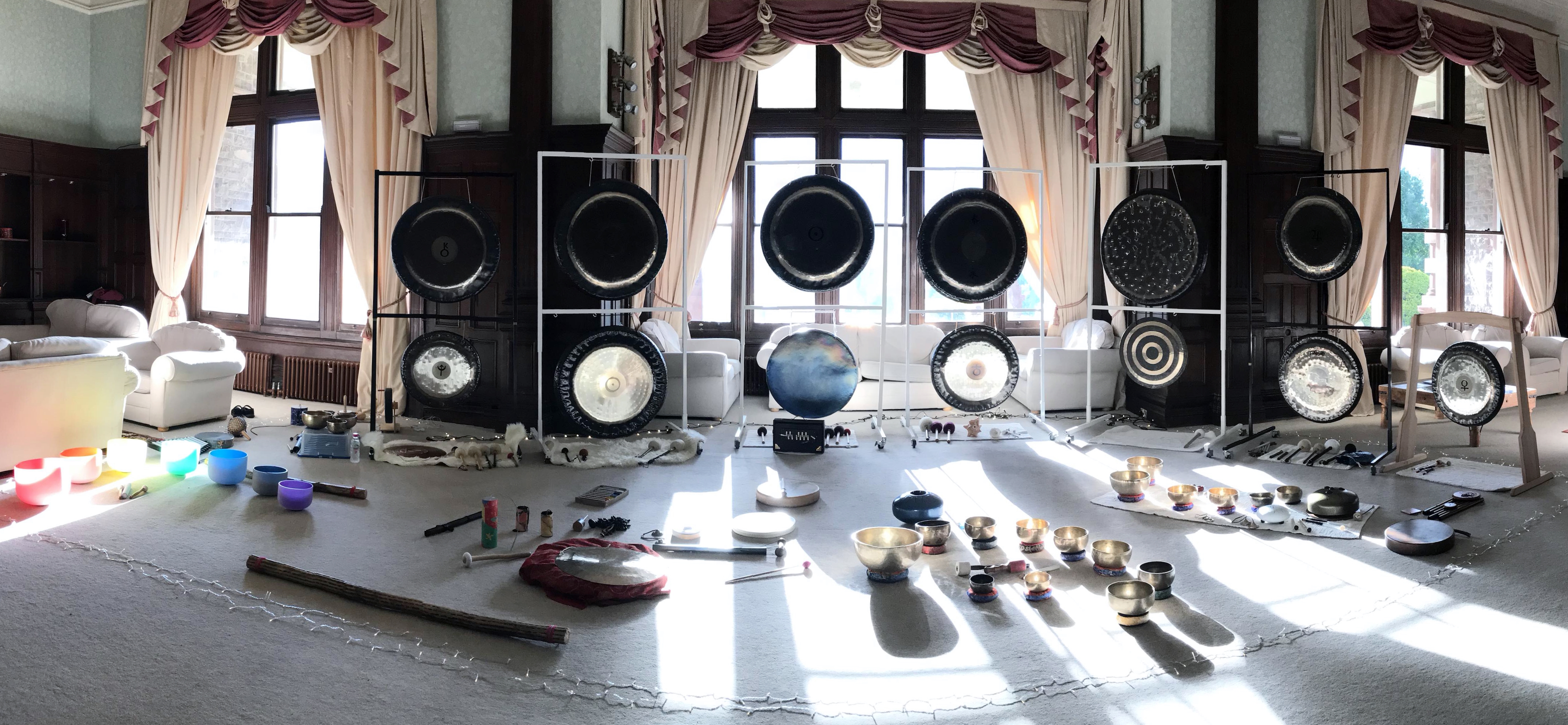 SAWBRIDGEWORTH, HERTFORDSHIRE - Introduction to the Gong