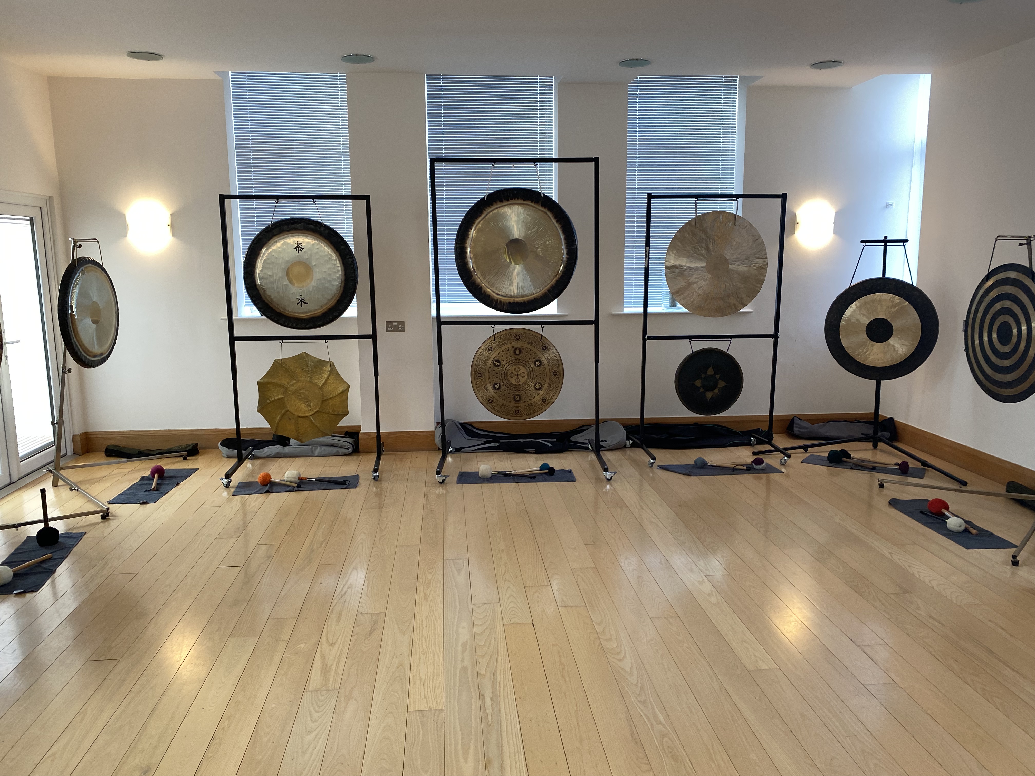 LANGHO, BLACKBURN, LANCASHIRE - Discover Gongs! Workshop