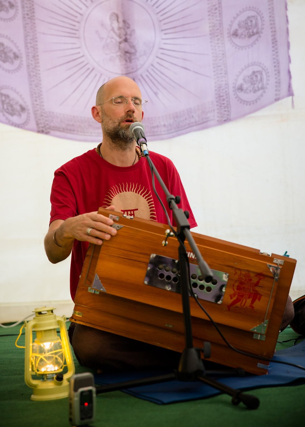 STROUD - Kirtan with Tim Chalice