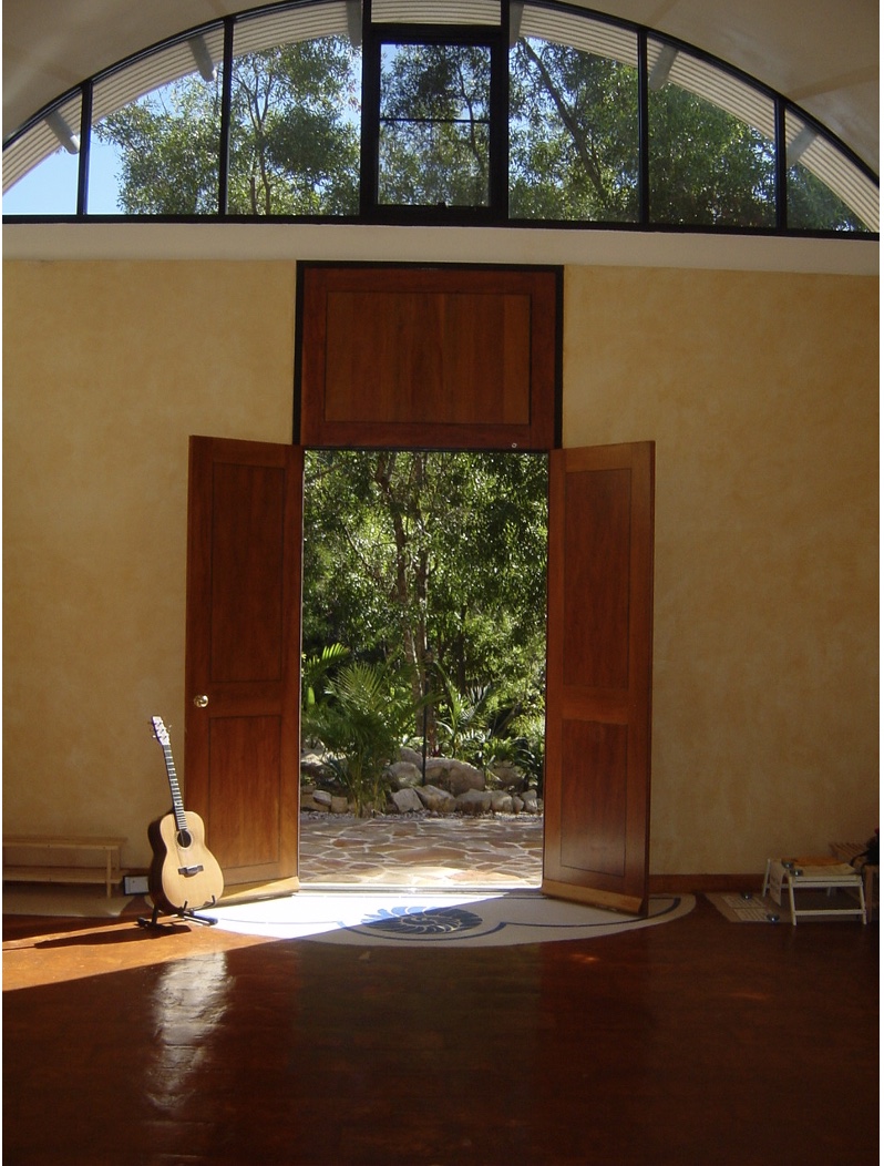 THE SOUND TEMPLE ONLINE - AN WEBINAR WITH CHRIS JAMES