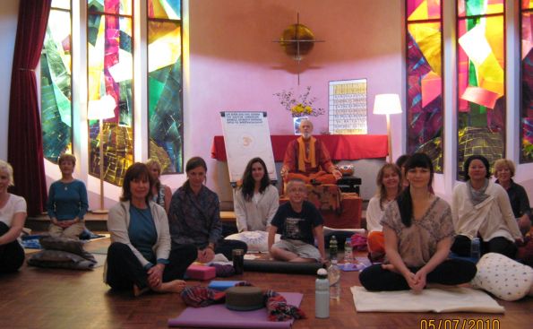 SHARING the QUEST - MANTRA & ADVAITA Workshop